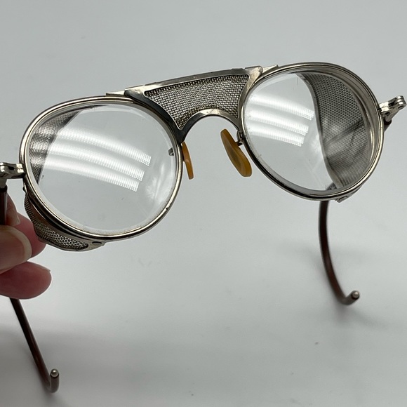 VINTAGE BAUSCH & LOMB STEAMPUNK MOTORCYCLE SAFETY GOGGLE CLEAR FOLDING GLASSES - Picture 7 of 16